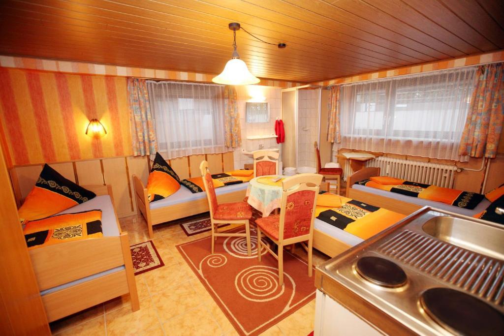 Hotel-Pension Klaer Speyer Kamer foto