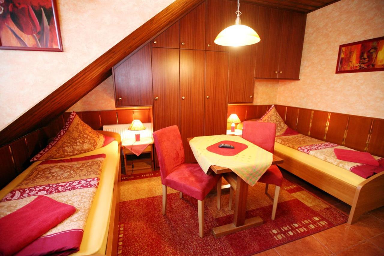 Hotel-Pension Klaer Speyer Kamer foto